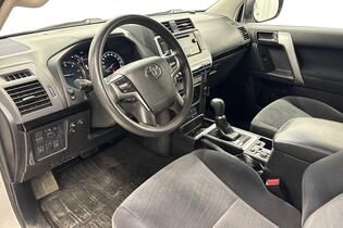 Toyota Land Cruiser vaihtoauto