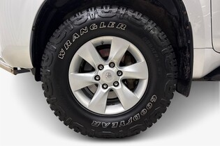 Toyota Land Cruiser vaihtoauto