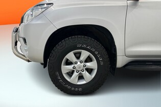 Toyota Land Cruiser vaihtoauto
