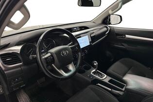 Toyota Hilux vaihtoauto