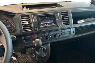 Volkswagen Caravelle vaihtoauto