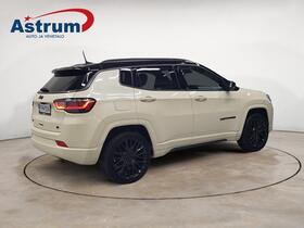 Jeep Compass vaihtoauto