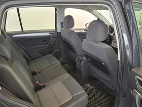 Volkswagen Golf Sportsvan vaihtoauto