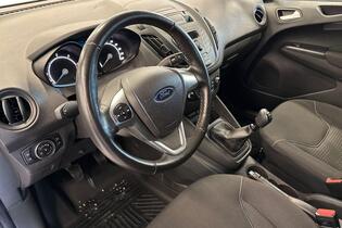 Ford Transit Courier vaihtoauto