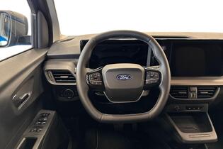 Ford Tourneo Courier vaihtoauto