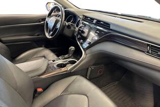 Toyota Camry vaihtoauto