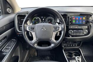 Mitsubishi Outlander PHEV vaihtoauto