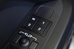 Land Rover Defender vaihtoauto