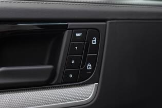 Porsche Cayenne vaihtoauto