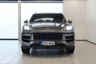 Porsche Cayenne vaihtoauto