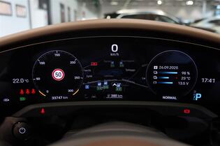 Porsche Taycan vaihtoauto