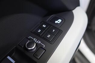 Land Rover Defender vaihtoauto