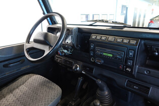 Land Rover Defender vaihtoauto