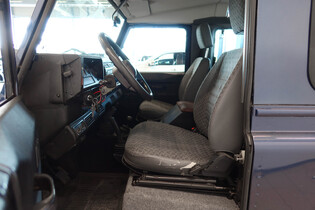 Land Rover Defender vaihtoauto