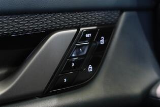 Porsche Taycan vaihtoauto