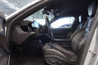 Porsche Taycan vaihtoauto