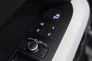 Land Rover Defender vaihtoauto