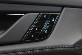 Porsche Taycan vaihtoauto