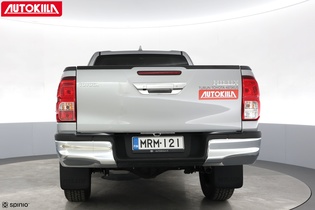 Toyota Hilux vaihtoauto