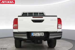 Toyota Hilux vaihtoauto