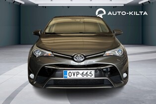 Toyota Avensis vaihtoauto