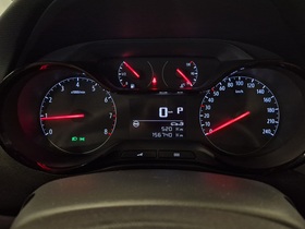 Opel Crossland X vaihtoauto