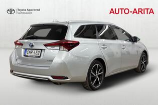 Toyota Auris vaihtoauto