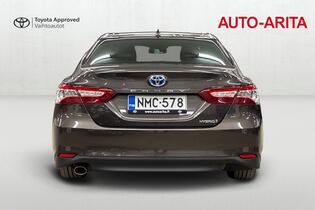 Toyota Camry vaihtoauto