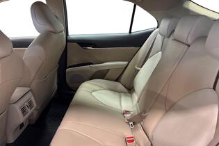 Toyota Camry vaihtoauto