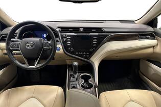 Toyota Camry vaihtoauto