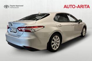 Toyota Camry vaihtoauto