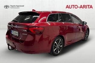 Toyota Avensis vaihtoauto