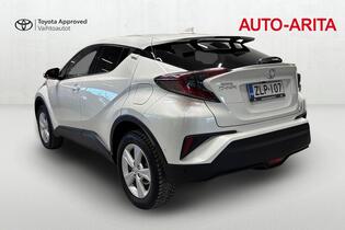 Toyota C-HR vaihtoauto