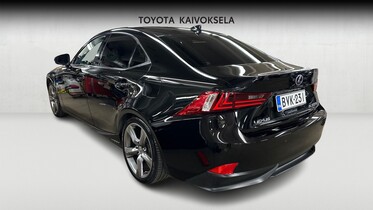 Lexus IS vaihtoauto