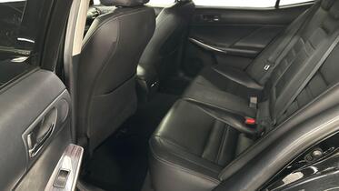Lexus IS vaihtoauto