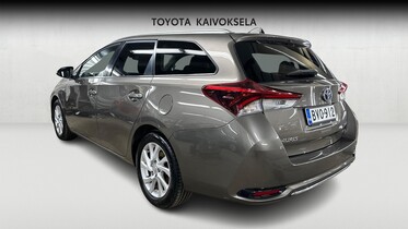 Toyota Auris vaihtoauto