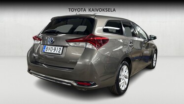 Toyota Auris vaihtoauto