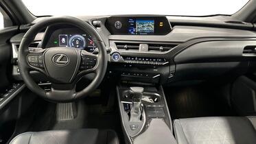 Lexus UX vaihtoauto