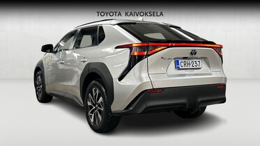 Toyota bZ4X vaihtoauto