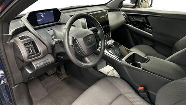 Toyota bZ4X vaihtoauto