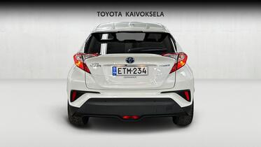 Toyota C-HR vaihtoauto