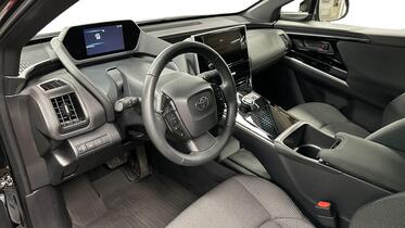 Toyota bZ4X vaihtoauto