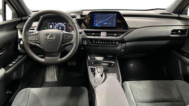 Lexus UX vaihtoauto