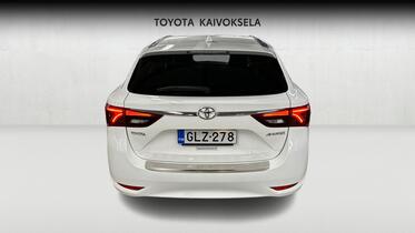 Toyota Avensis vaihtoauto