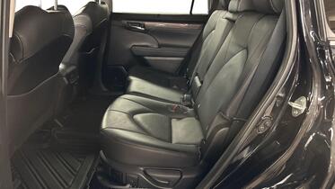 Toyota Land Cruiser vaihtoauto