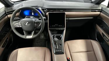 Lexus LBX vaihtoauto