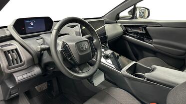 Toyota bZ4X vaihtoauto