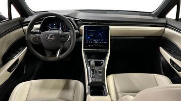 Lexus LBX vaihtoauto