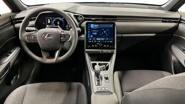 Lexus LBX vaihtoauto