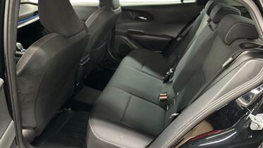 Toyota Prius Plug-in vaihtoauto